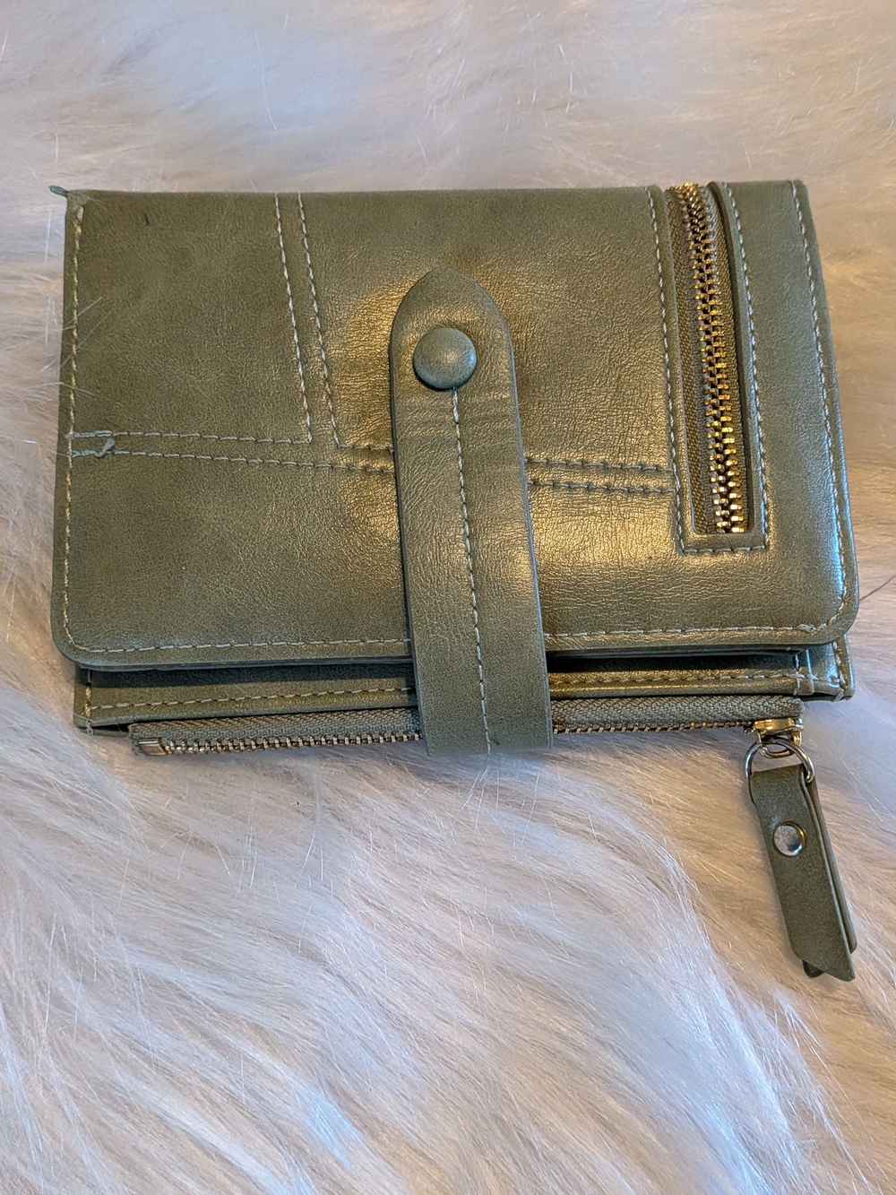 Olive Green Women's Leather Wallet